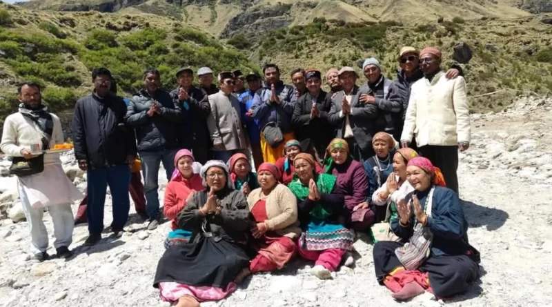 उत्तर से जुड़ा दक्षिण का धार्मिक कनेक्शन, 12 वर्षों बाद माणा में पुष्कर कुंभ का आयोजन, श्रद्धालुओं ने लगाई आस्था की डुबकी