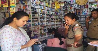 मेडिकल स्टोर पर स्वास्थ्य विभाग का औचक निरीक्षण