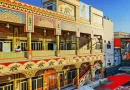 Shrinathji Temple: नाथद्वार के श्रीनाथजी मंदिर में बेटों के साथ बहुएं भी लगाती हैं हाजिरी, जानिए इसकी खासियत