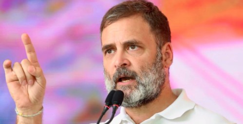 राहुल गांधी का चुनाव आयोग पर वार, उठाए 4,300 करोड़ के चंदे पर सवाल