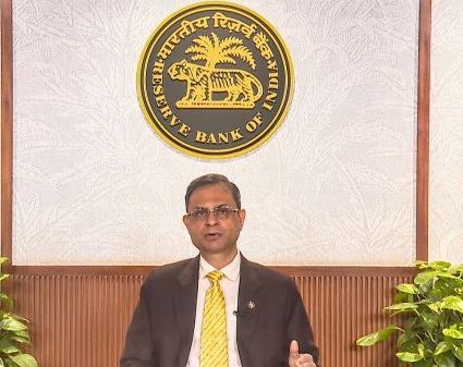 RBI ने घटाई रेपो रेट: होम और ऑटो लोन की EMI में मिलेगी राहत