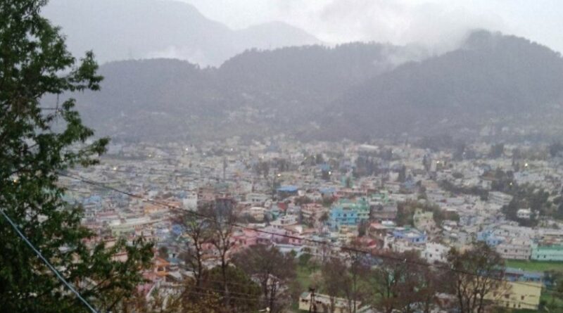 नए साल से पहले उत्तराखंड में बदलेगा मौसम, पहाड़ों पर बारिश-बर्फबारी के आसार