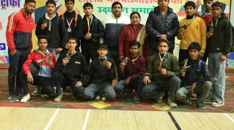 परेड ग्राउंड में सांसद चैम्पियनशिप ट्रॉफी के द्वितीय चरण का शुभारंभ