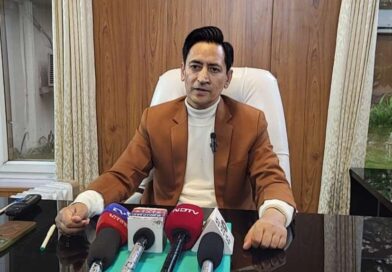 कमिश्नर दीपक रावत ने मण्डलवासियों को दी होली की शुभकामनाएं