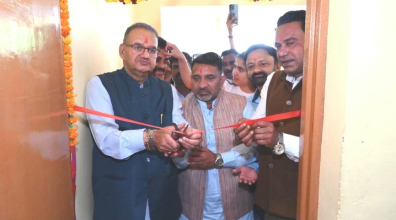 कैबिनेट मंत्री गणेश जोशी ने आयुष्मान आरोग्य मंदिर का किया उद्घाटन