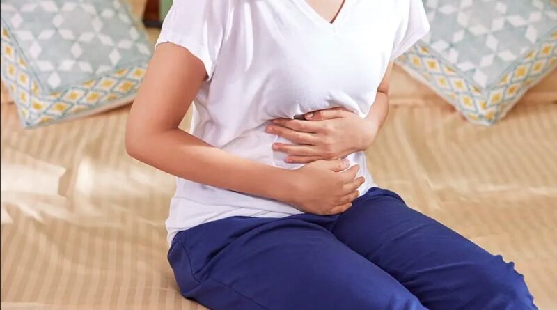 पेट से जुडी सामान्य समस्याओं को न करें नजरअंदाज, हो सकते हैं पेट के कैंसर के शुरुआती लक्षण