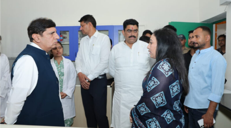 कैबिनेट मंत्री प्रदीप बत्रा ने किया बायोटेक भवन का लोकार्पण