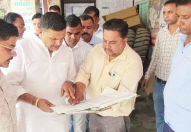 कैबिनेट मंत्री कैड़ा ने किया जसपुर नगर पालिका का औचक निरिक्षण,गैर हाजिर अधिकारियो पर कार्यवाही के दिए निर्देश