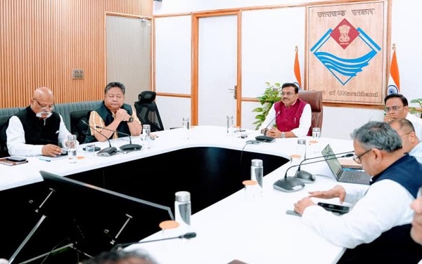 मुख्य सचिव आनन्द बर्द्धन सख्त, उपनल कर्मियों के अनुबंध तीन दिन में पूरे करने के निर्देश