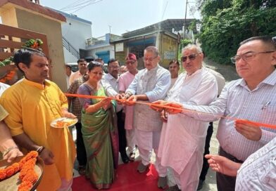 कैबिनेट मंत्री गणेश जोशी ने राजकीय आयुर्वेदिक चिकित्सालय कंडोली में आयुर्वेद उत्कर्ष केंद्र का किया उद्घाटन