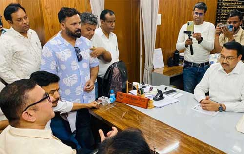 SIR पर हो रही समस्याओं को लेकर विधायक सुमित हृदयेश ने सिटी मजिस्ट्रेट से की चर्चा