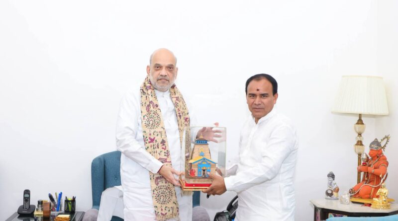 केंद्रीय गृह एवं सहकारिता मंत्री अमित शाह से मिले कैबिनेट मंत्री डॉ. धन सिंह रावत