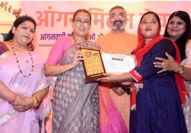 आंगनबाड़ी केंद्र है बच्चों के भविष्य की बुनियाद रखने का प्रथम आयाम- रेखा आर्या