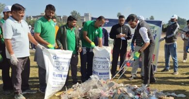देहरादून में स्वच्छता अभियान: 40 टन कूड़ा उठाया, डीएम ने खुद संभाली सफाई की कमान