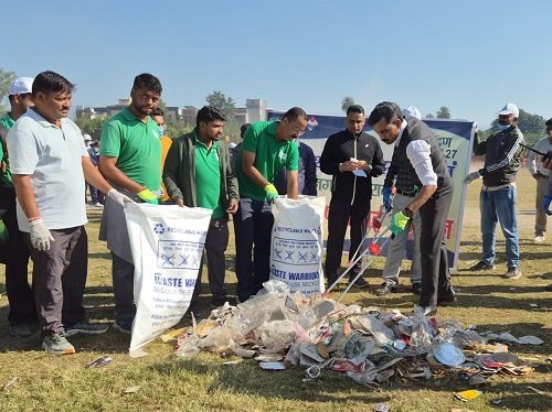 देहरादून में स्वच्छता अभियान: 40 टन कूड़ा उठाया, डीएम ने खुद संभाली सफाई की कमान
