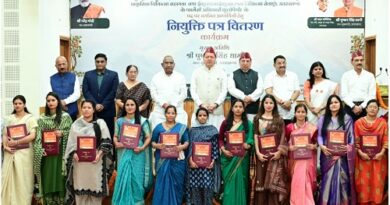 मुख्यमंत्री धामी ने 332 नव नियुक्त कार्मिकों को सौंपे नियुक्ति पत्र